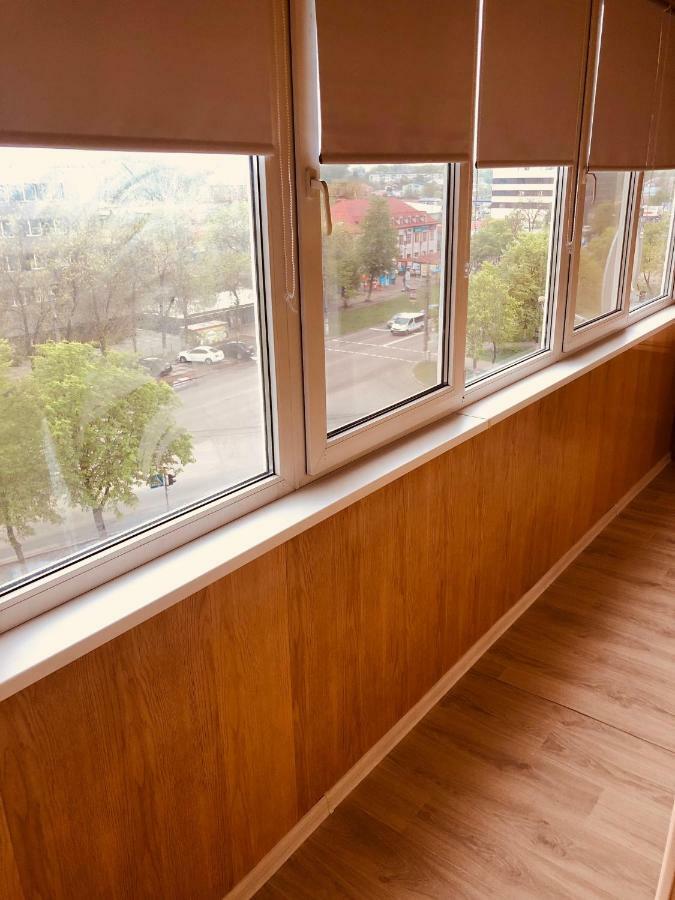 Classic Apartment Boryspilʼ Екстериор снимка