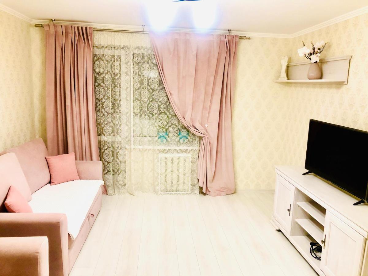 Classic Apartment Boryspilʼ Екстериор снимка